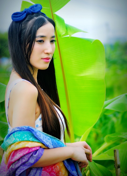 清纯美女户外写真独特的韵