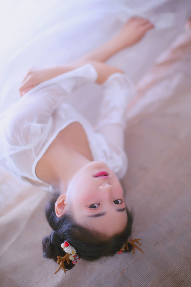 清纯美女唯美迷人写真