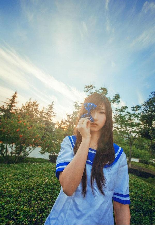 貌美如花水手服妹子很萌