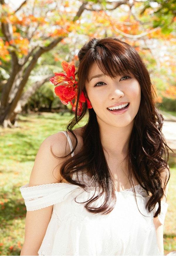 清纯浪漫郊外花之精灵