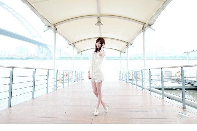 又见清纯水灵高中毕业生