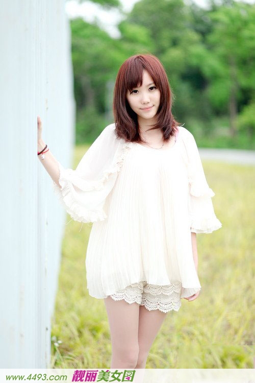 又见清纯水灵高中毕业生