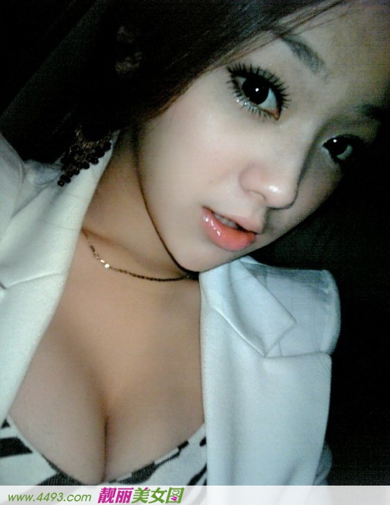 可爱性感非主流美女张子涵