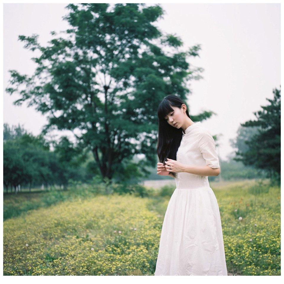 小清新淡雅清香纯白色