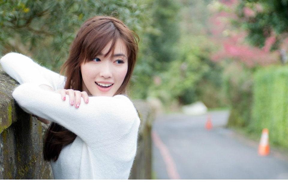 巧笑倩兮至真至纯靓女