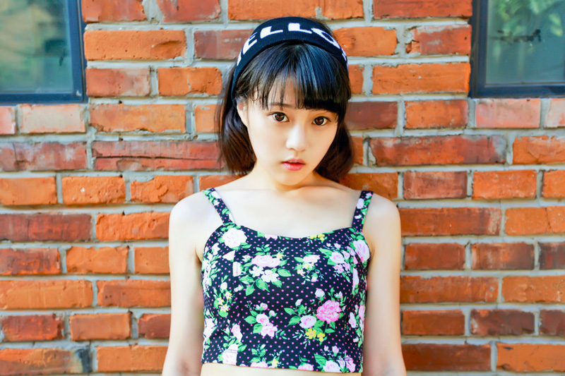 青春美少女甜美写真