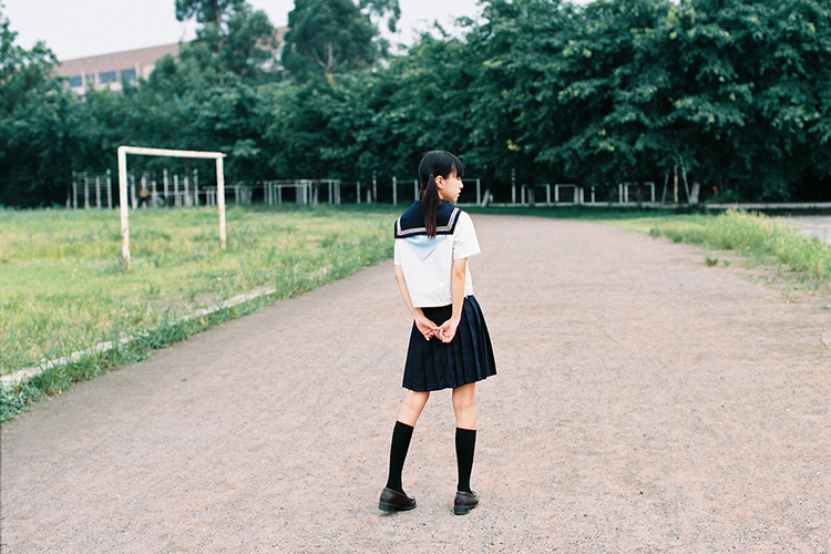 清纯校花夏日公园的愉悦