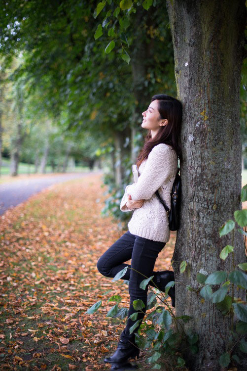 图书馆偶遇的甜美校花