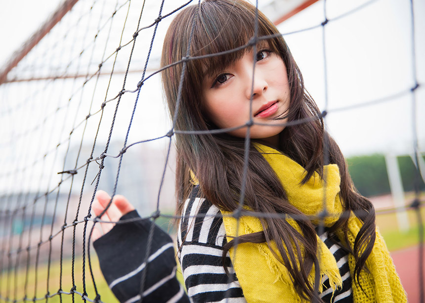 清纯甜美美女操场唯美写真