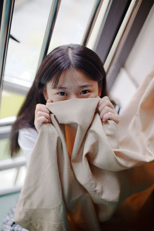 那个女孩悄悄的偷走了我的心