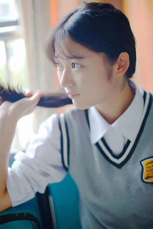 那个女孩悄悄的偷走了我的心