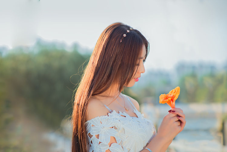 花样少女的初秋诱惑