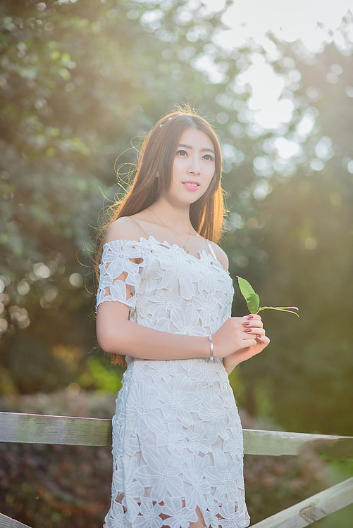 花样少女的初秋诱惑