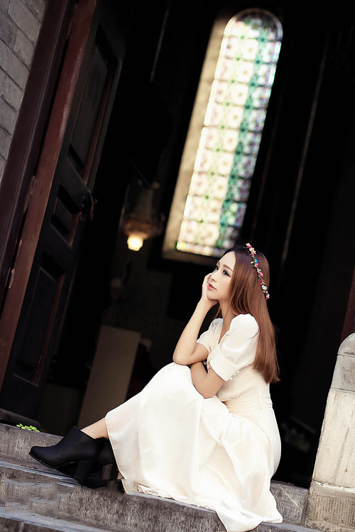 花环少女的寂寞时光