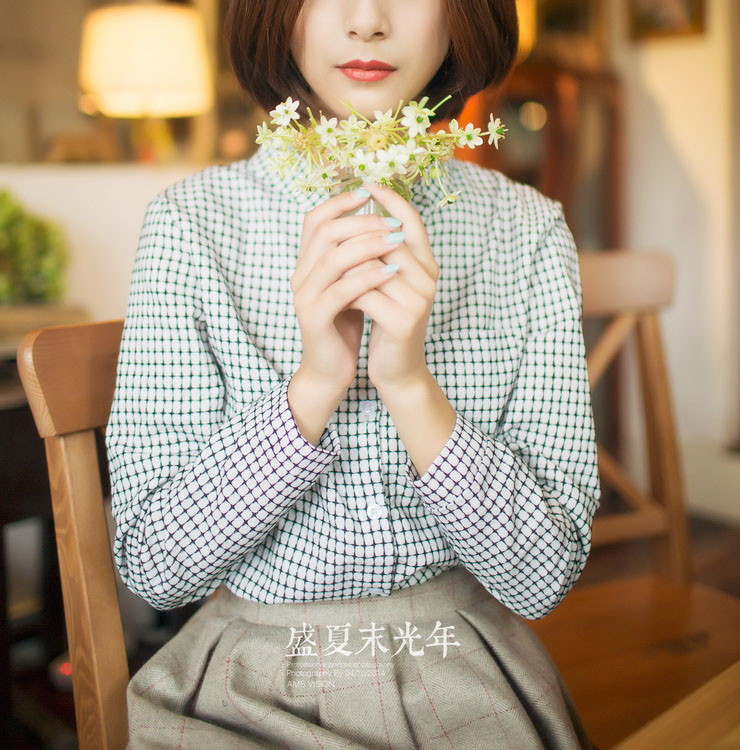 清纯女孩盛夏末光年