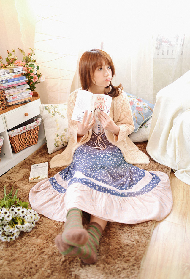 甜美田园美少女唯美写真