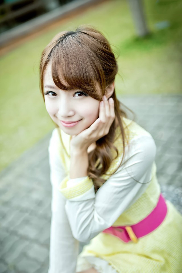 怀念旧时光的邻家姑娘