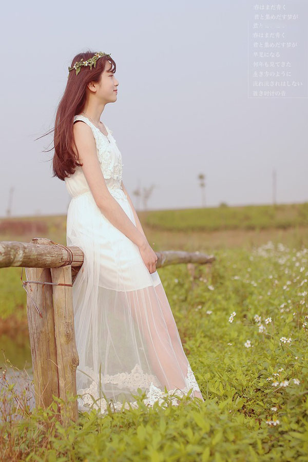 蜜桃般的甜美女生