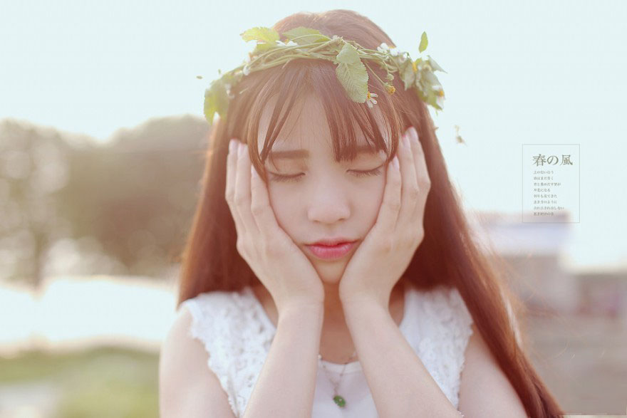 蜜桃般的甜美女生