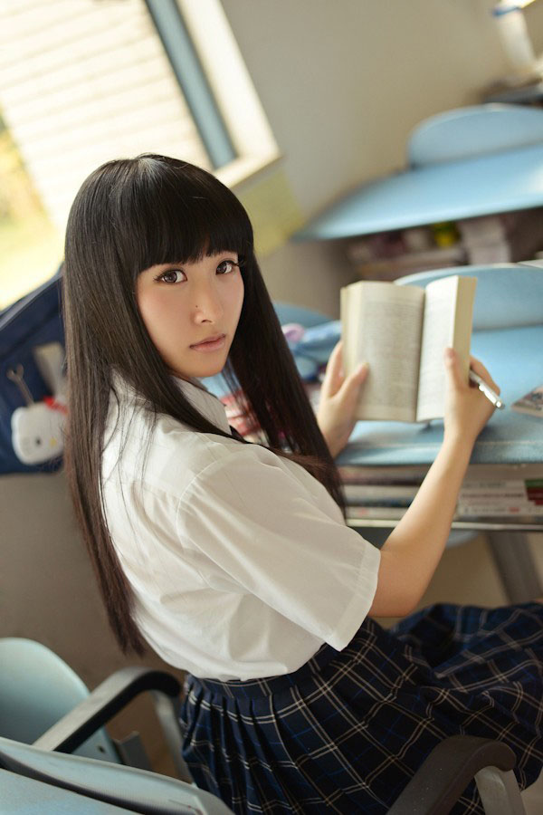 俏皮学妹绽放的小清新