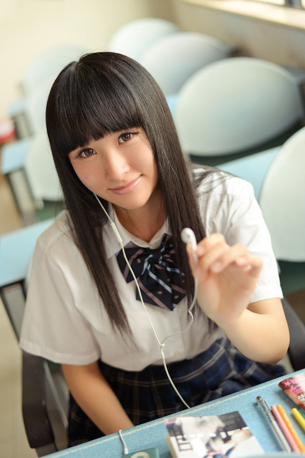 俏皮学妹绽放的小清新