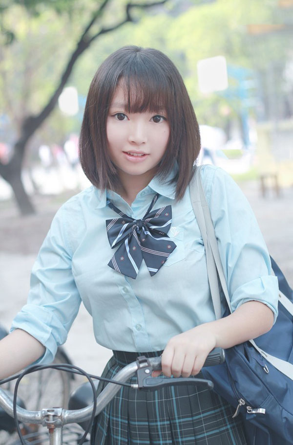 冬日清纯可爱的小橘子少女