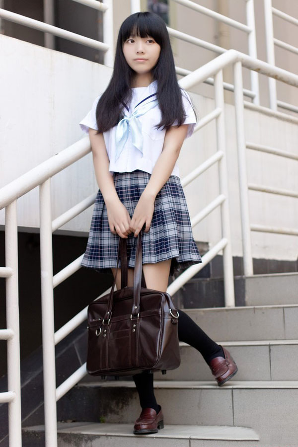 闲暇周末时光的清纯学妹