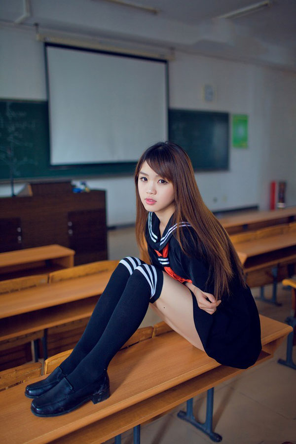 放学后的清纯学妹