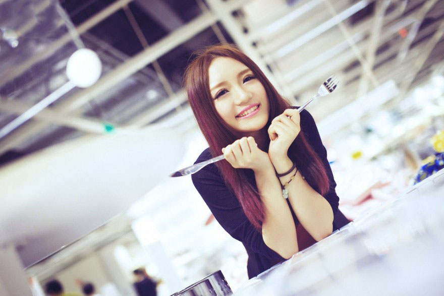 超市偶遇的甜美美女