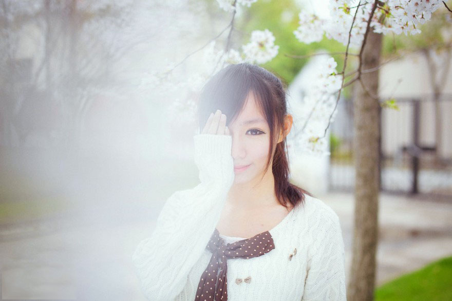 唯美小萝莉的户外写真