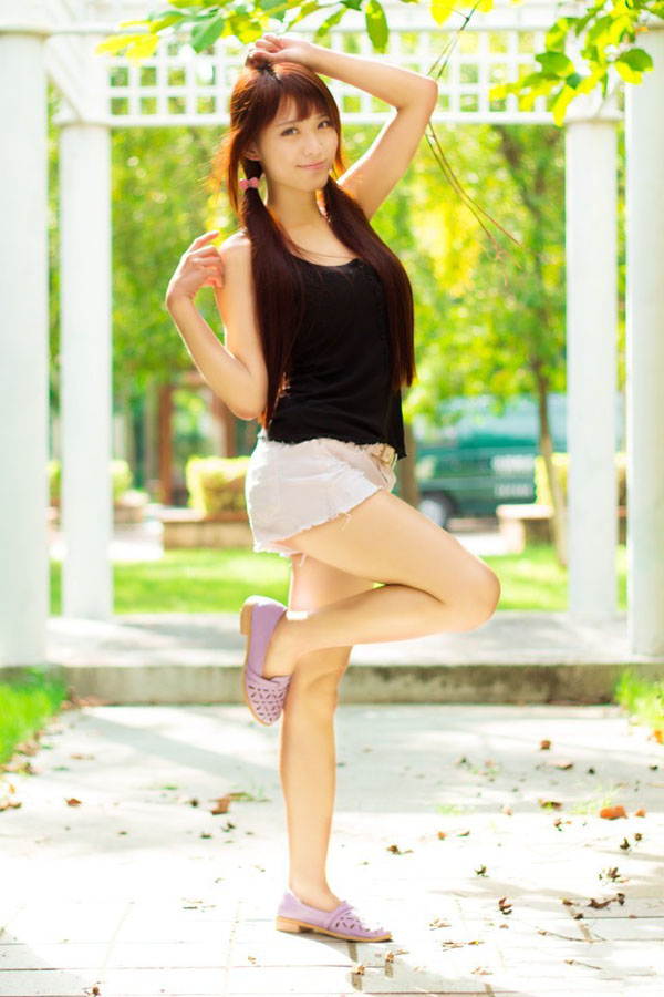 期待放假的小女生