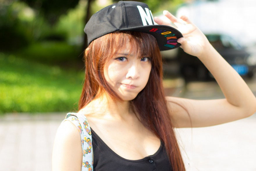 期待放假的小女生