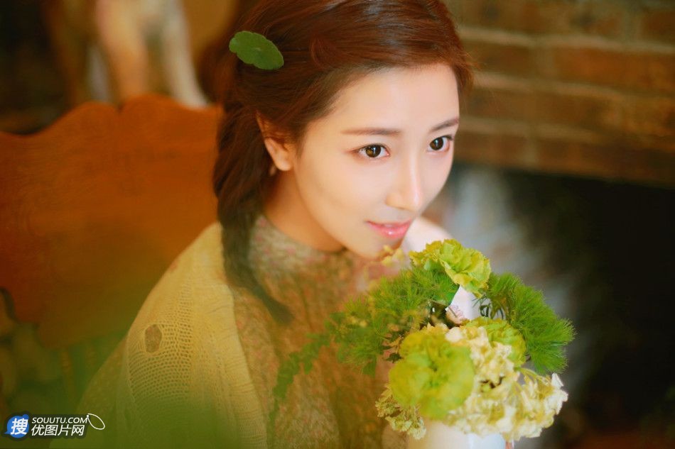 闭月羞花清新怡人-美女菅韧姿清纯写真