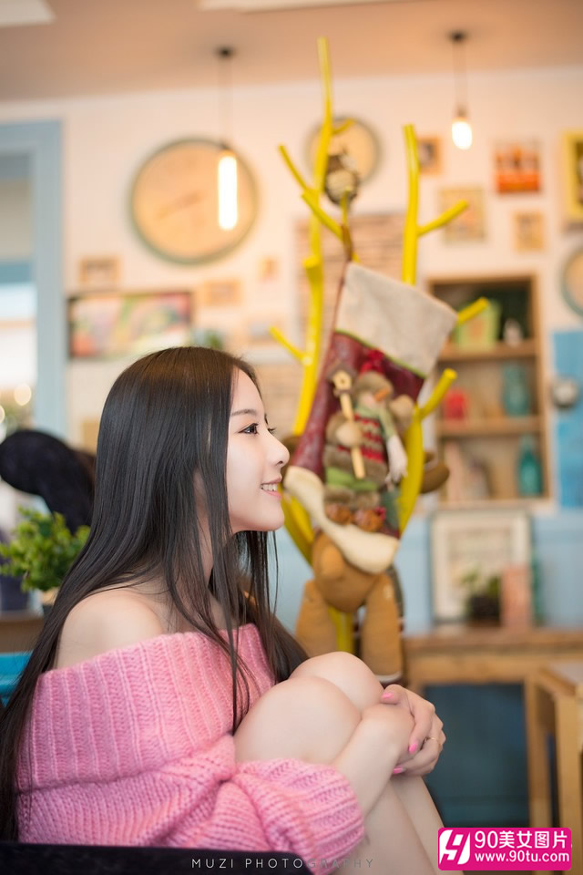 清纯小妮子木易雪雪甜美笑容写真