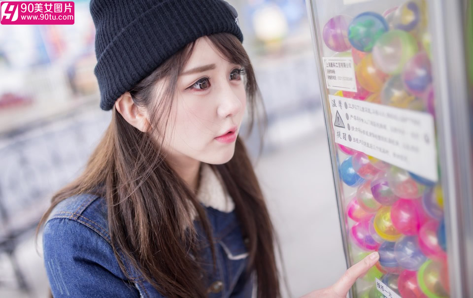 冬季里的游乐场-清纯美貌高清美眉写真