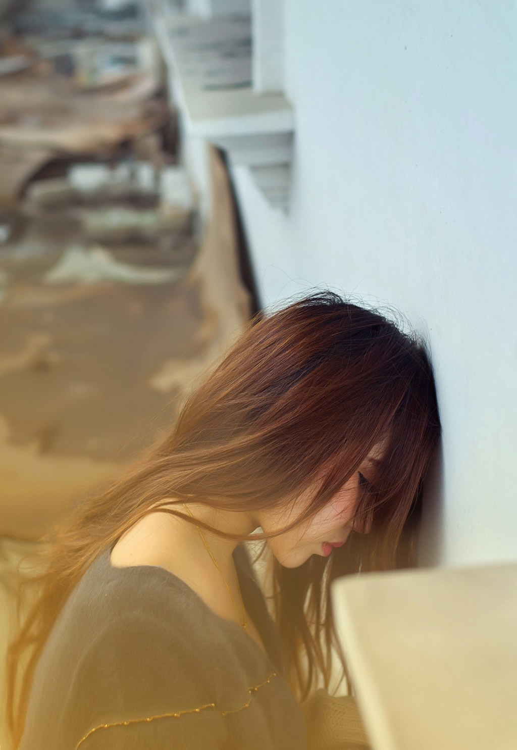 美胸妹子个性冬季唯美写真