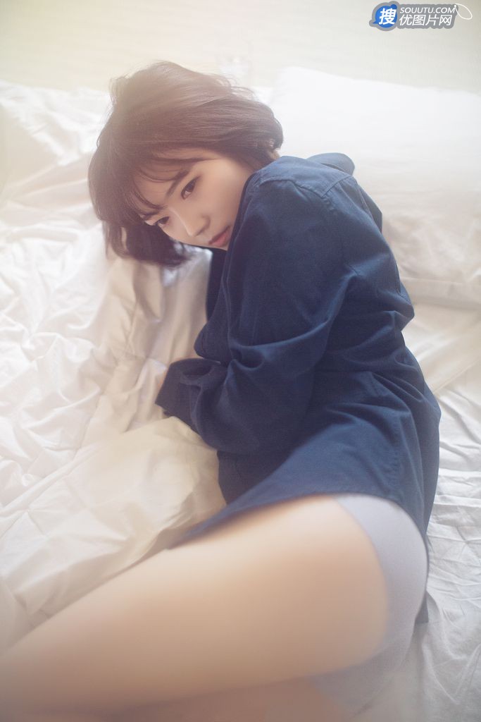 短发内衣美眉朦胧清纯唯美私房写真