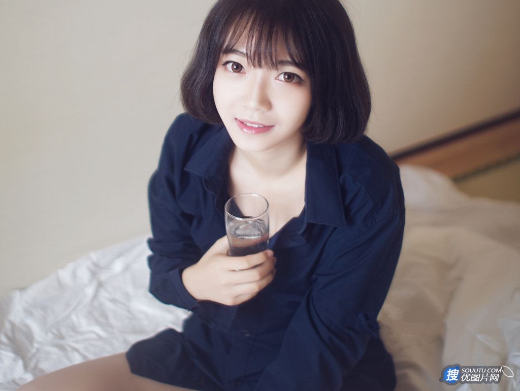 短发内衣美眉朦胧清纯唯美私房写真