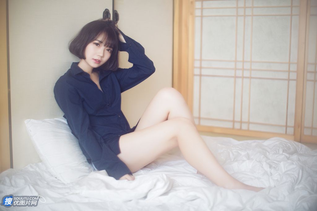 短发内衣美眉朦胧清纯唯美私房写真