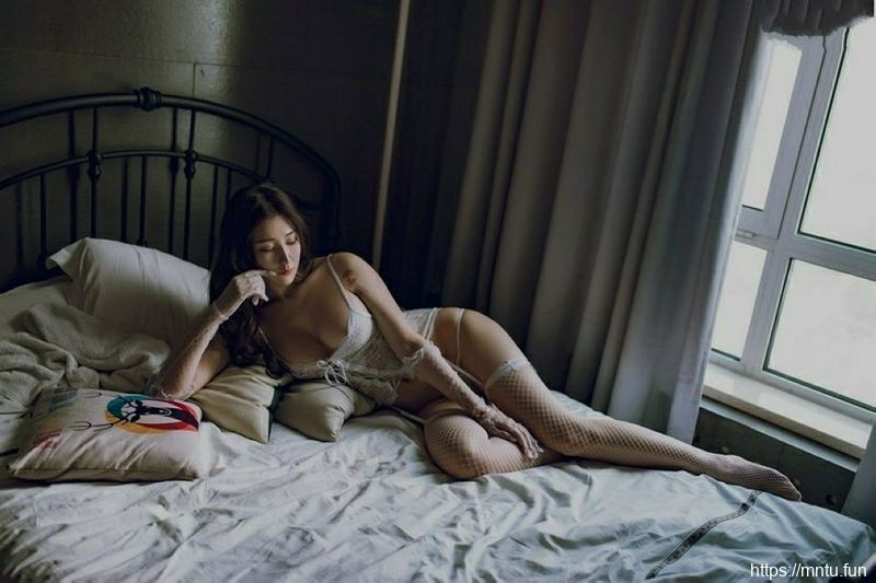 美模宣子媚惑写真