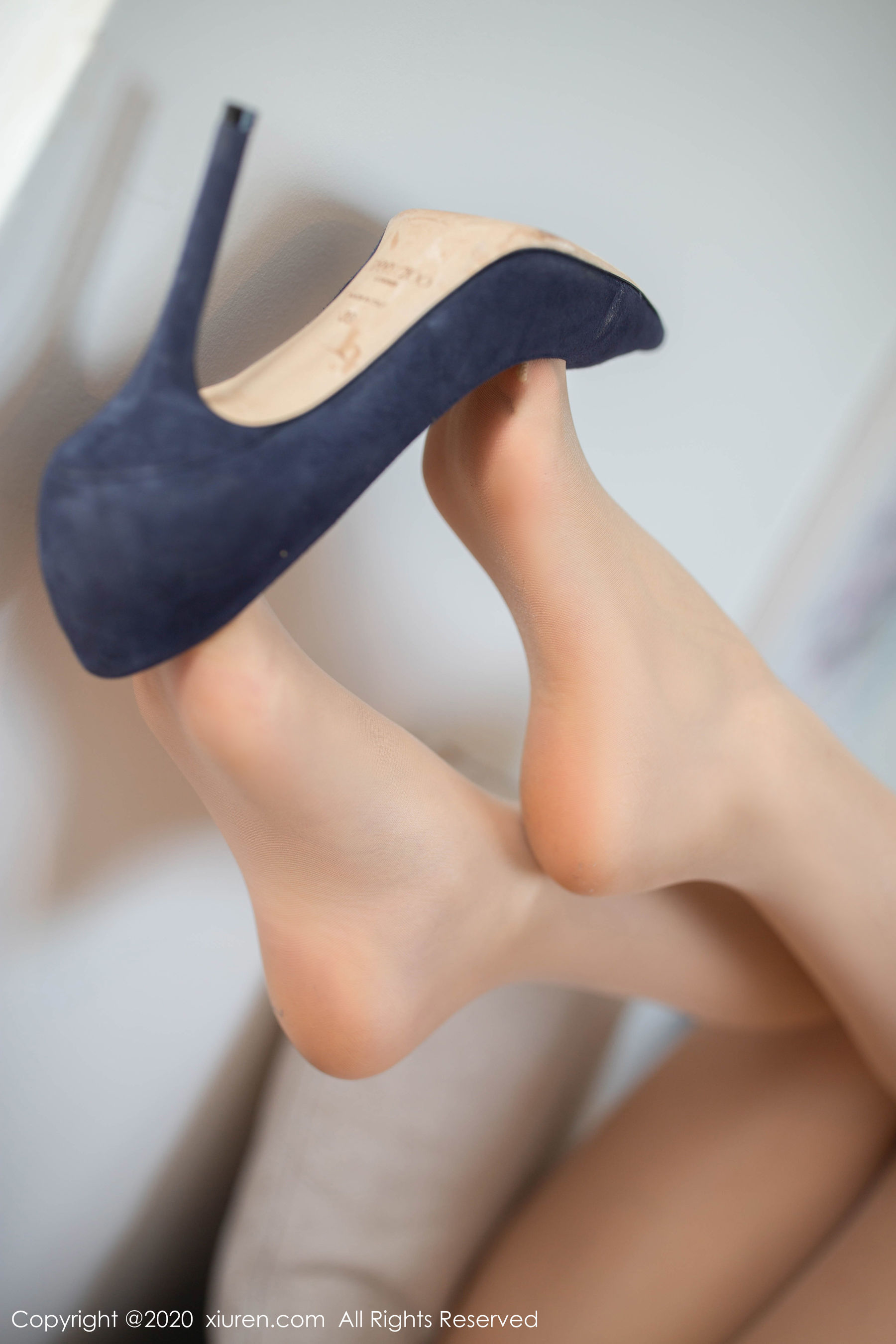 就是阿朱啊《黑丝基金经理系列》 [秀人XIUREN] No.2016 写真集