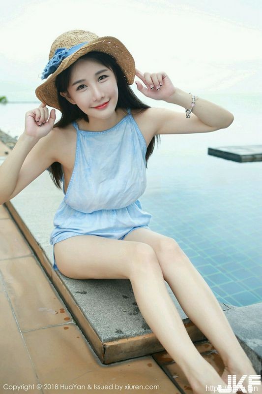 嫩模小沫琳苏梅岛旅拍泳池里白色浴巾裹身秀豪乳诱惑写真