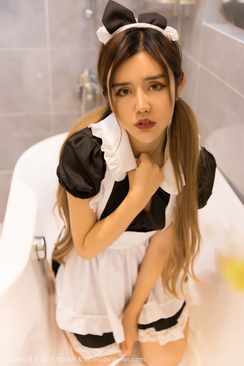 [YouMi尤蜜荟] 性感女神Cris_卓娅祺情趣吊裙女仆诱惑写真 Vol.283