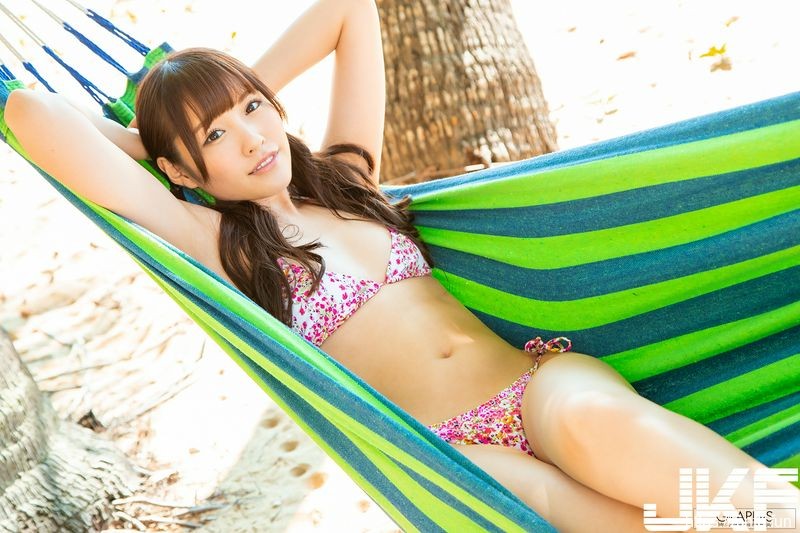 Graphis2018/11GraphisCalendar桥本ありな