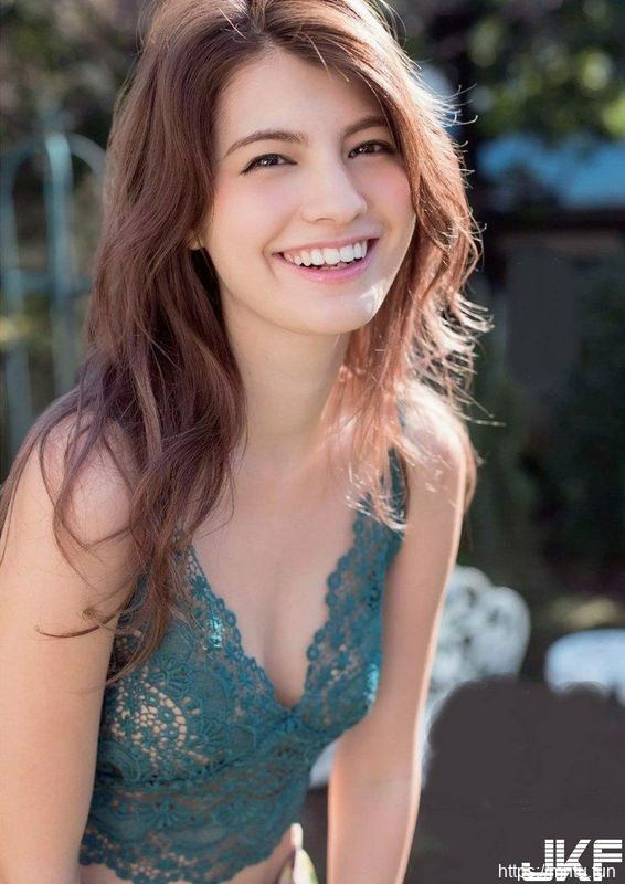 マギー水着・グラビア画像20