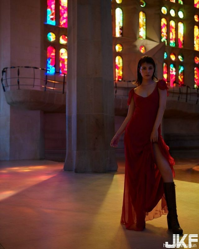 マギー水着・グラビア画像20