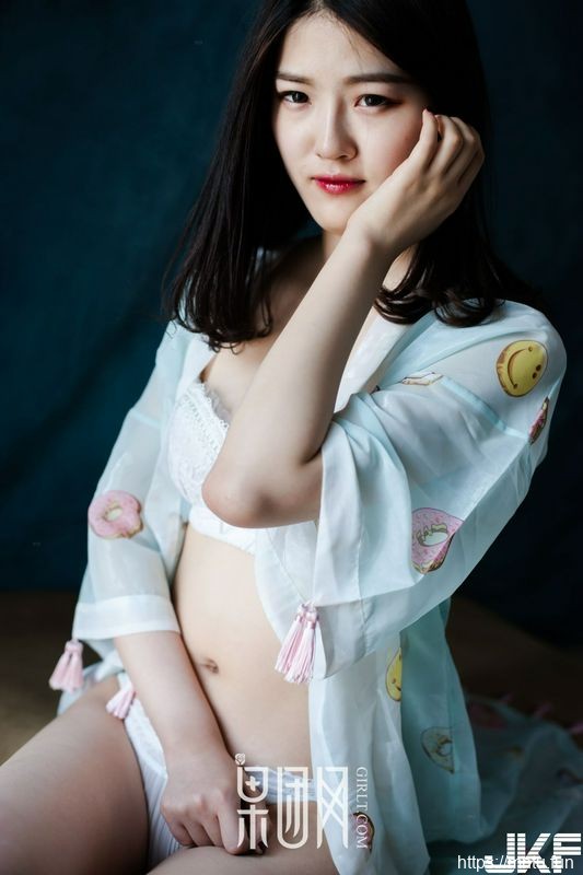 Girlt果团网TG.013初夏的蜜语