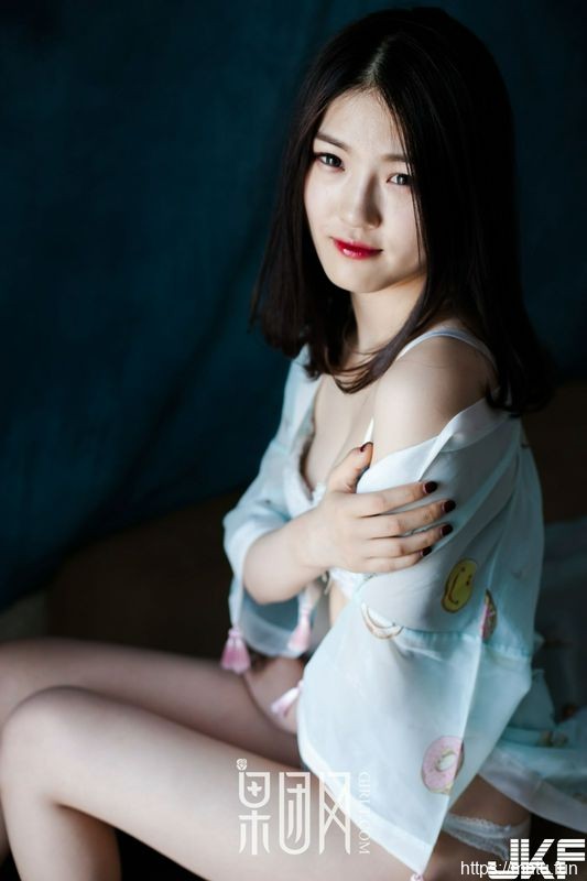 Girlt果团网TG.013初夏的蜜语