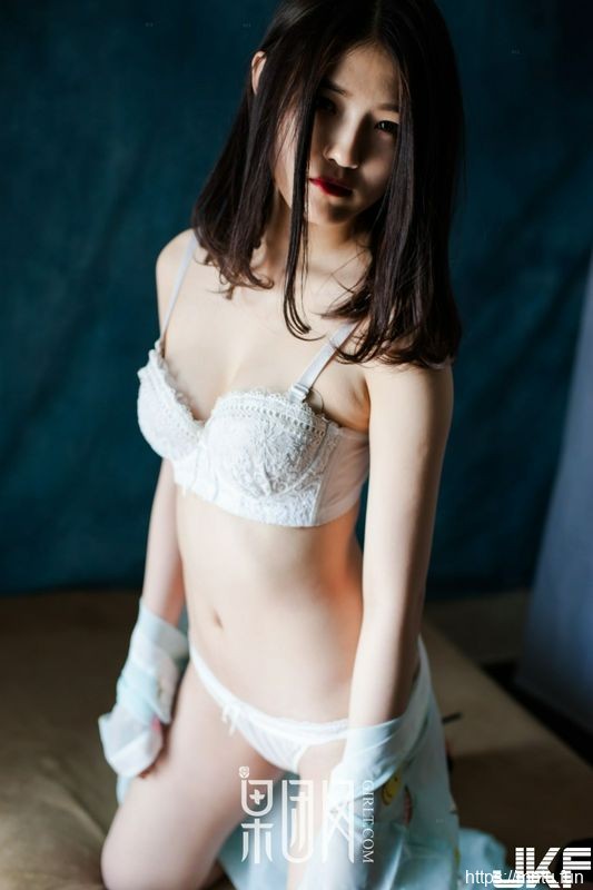 Girlt果团网TG.013初夏的蜜语