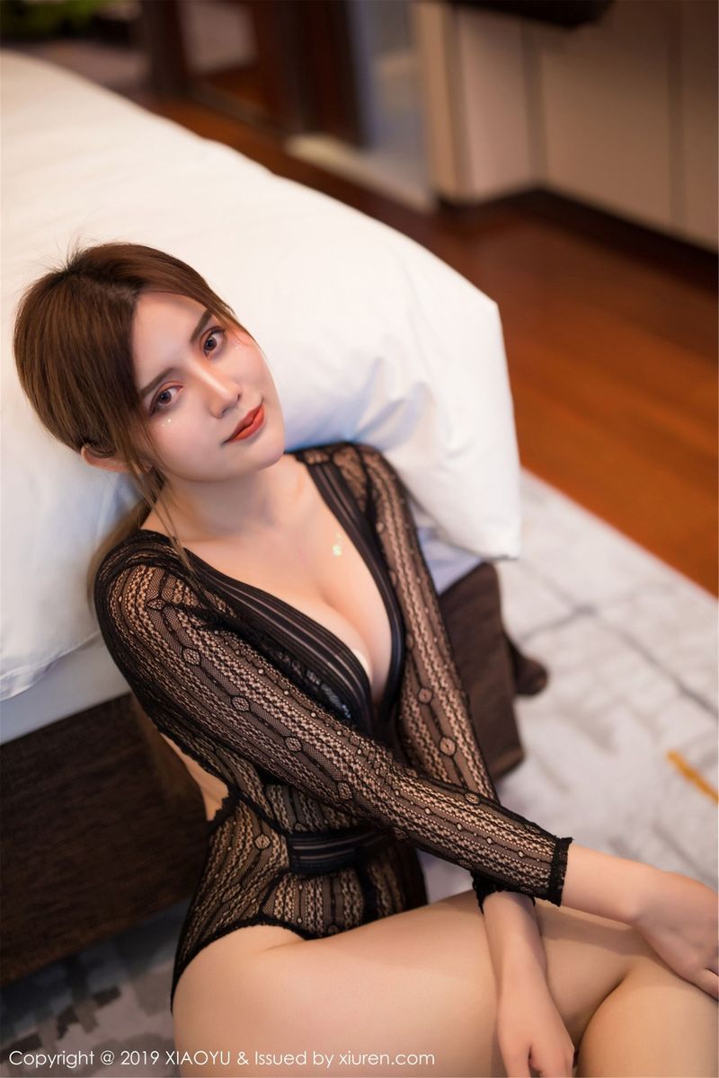 [XIAOYU语画界] 性感女神Cris_卓娅祺高耸美胸与浑圆翘臀私房写真 Vol.064